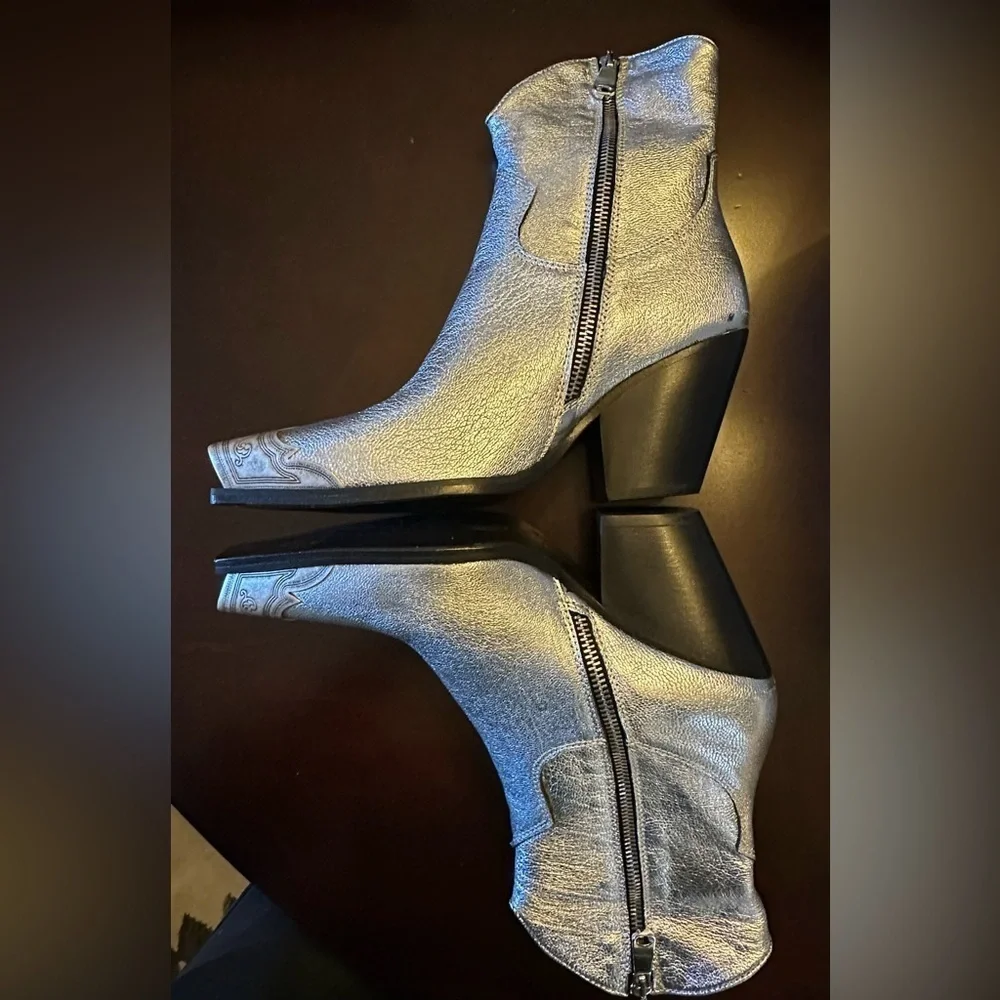 NIB Free People Brayden Western Boot US 7 EU 38 Pewter Silver